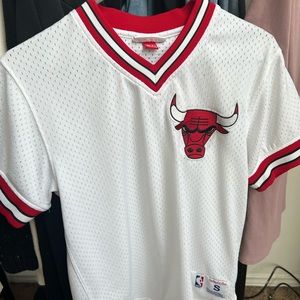 Mitchell & Ness Bulls Team Jersey